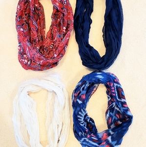 Set of 4 infinity scarfs